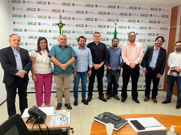 Prefeitura participa de reunião com o presidente da Arce, Hélio Leitão, para tratar de demandas junto à Enel