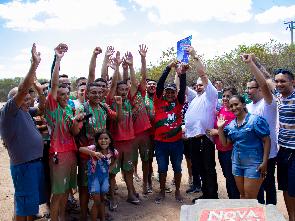 Prefeitura de Santana do Acaraú celebra revitalização de estradas com o Torneio dos Amigos em Córrego das Almas